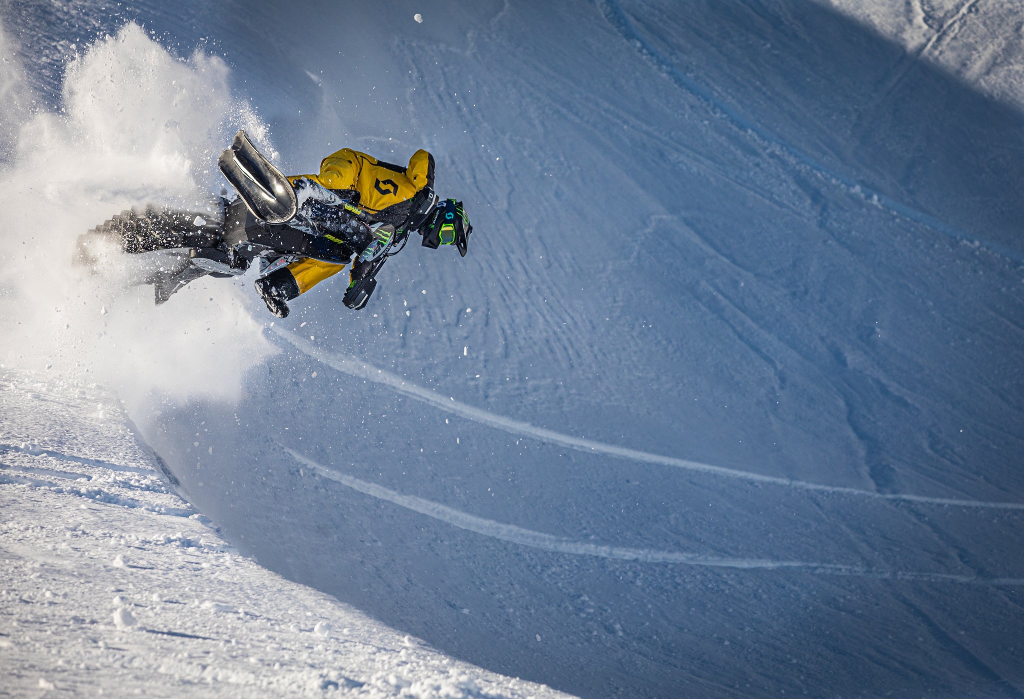 In collaboration with MTN.TOP, a Yeti SnowMX 126 has been born!